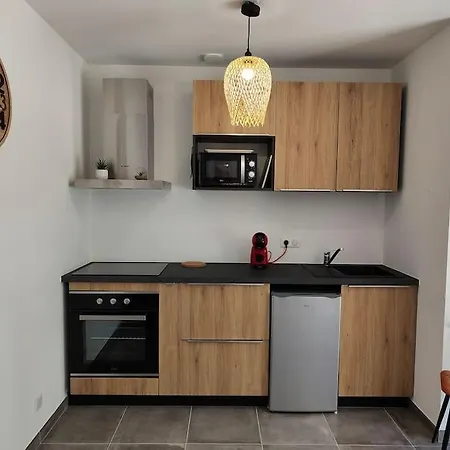 Appartement Neuf Et Climatise A 2 Min Des Plages Pietrosella